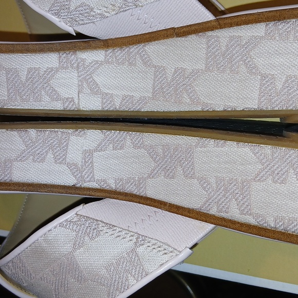 Michael Kors Wedge Slides - Picture 5 of 8